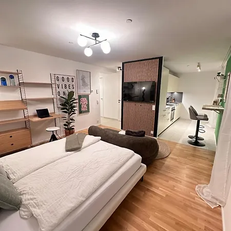 Apartman Modernes Inkl Garage Und Balkon