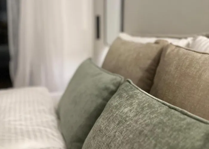 Modernes Inkl Garage Und Balkon Appartamento *